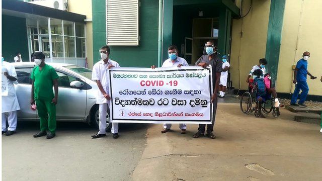 Self lockdown in Sri Lanka