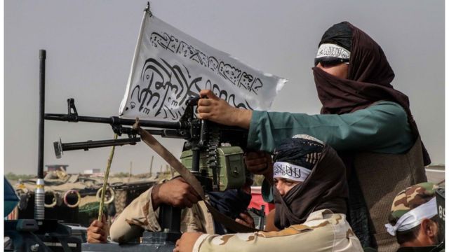 مقاتلون من طالبان في كابل