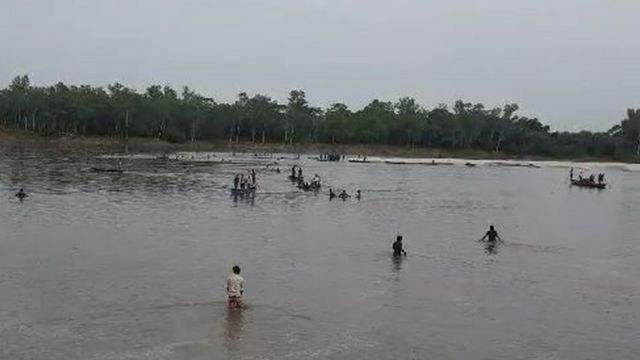 করতোয়া নদীতে চলছে উদ্ধার অভিযান