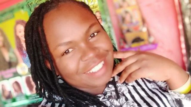Kuanzia baba mzazi na hata kaka zake Everlyne walikuwa wanatokwa jasho jingi mwilini