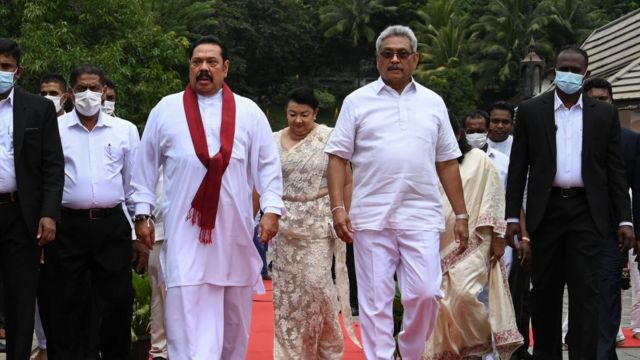 மஹிந்த ராஜபக்ஷ மனித உரிமை ஆர்வலராக உருவெடுத்த காலகட்டத்தில் அவருடைய கவனம் நாட்டின் தென்பகுதி மீதே இருந்தது.