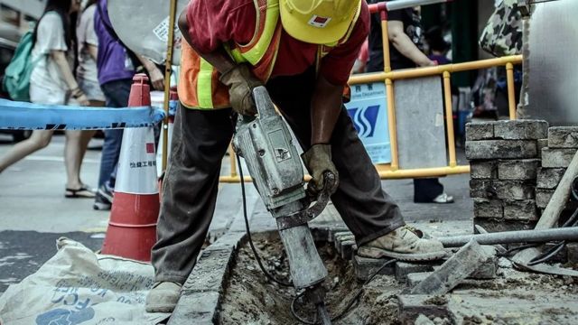 城市是噪音最多的地方，但要把城市噪音对人体的危害与其他城市公害的影响分辨开来是很棘手的工作。(photo:BBC)