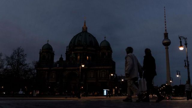 Berlin Cathedral and Berlin TV Tower on the evening of October 24, 2022