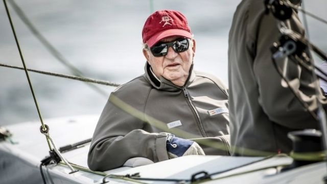 Spanish King Juan Carlos I takes part in the King Juan Carlos I class 6M sailing competition on board of the Bribon ship, in Sangenjo, Pontevedra, Galicia, Spain, 08 September 2017