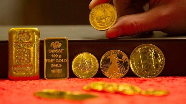 금값은 온스당 1700달러에 거래되며 지난 7년동안 최고가를 기록했다