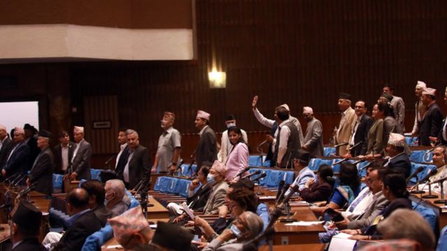 अर्थमन्त्रीको विरोध