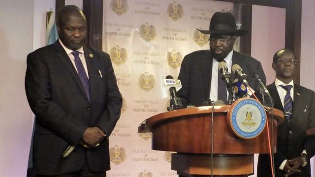 Salva Kiir (i buryo) na Riek Machar (i bubamfu)