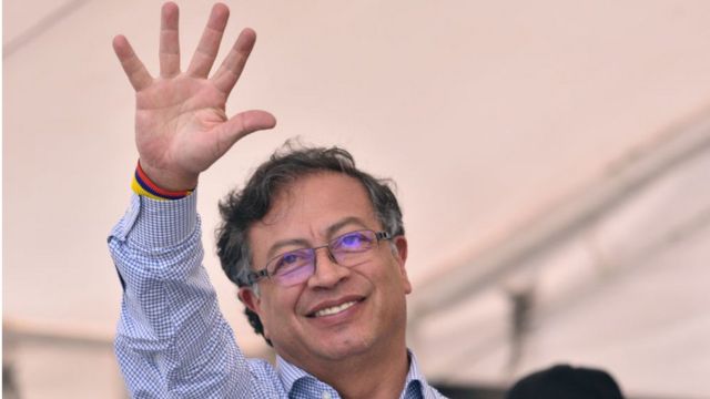 哥伦比亚总统：从左翼游击队员到权力巅峰 古斯塔沃·佩特罗是谁？(photo:BBC)