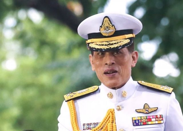 Thai King Maha Vajiralongkorn Bodindradebayavarangkun arrives to preside over a graduation ceremony at Thammasat University in Bangkok, Thailand, 31 October 2020