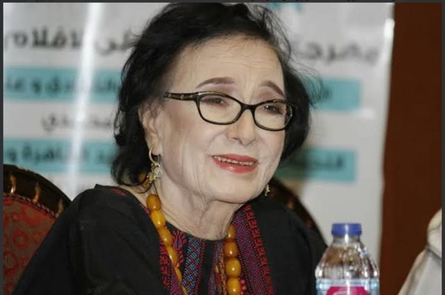 محسنة توفيق الفنانة التي لم تتنازل عن مواقفها السياسية - BBC News عربي
