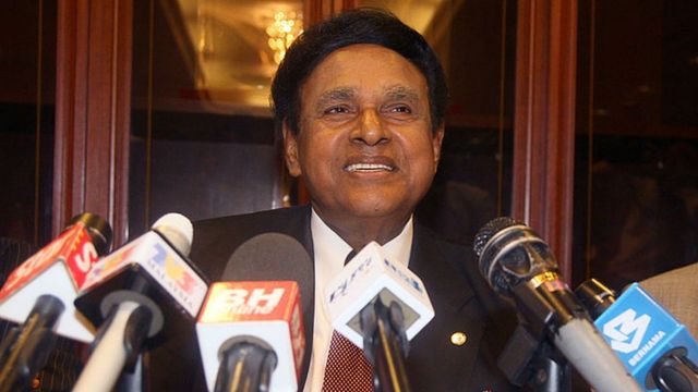 'துன்' சாமிவேலு: