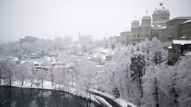 达沃斯年会17 中国国家主席习近平启程前往瑞士 c News 中文