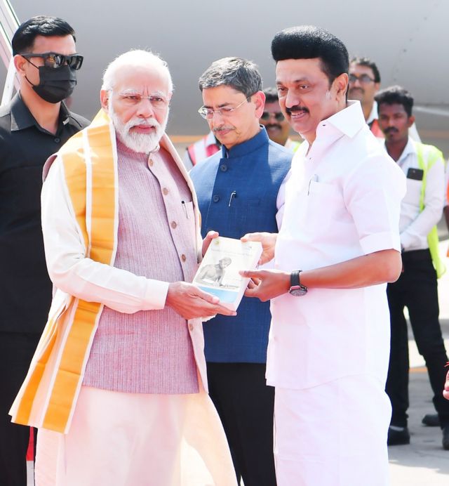 பிரதமர் நரேந்திர மோதி - மு.க.ஸ்டாலின்