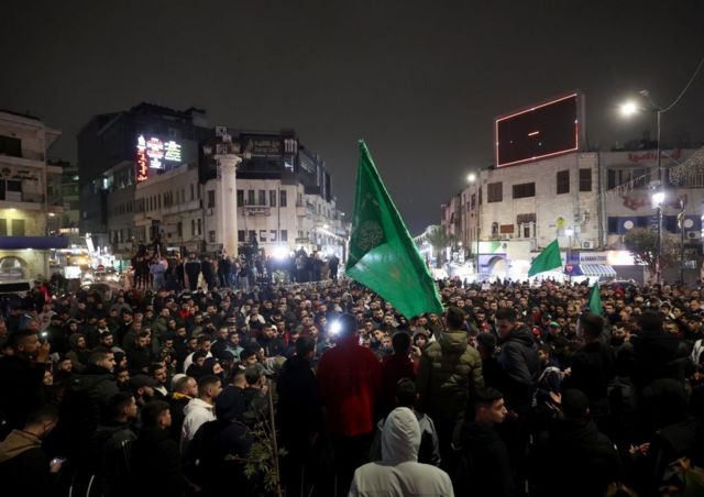 Una protesta en Cisjordania por la muerte de Al Arouri 