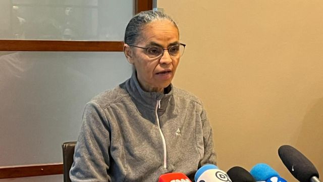 Marina Silva em entrevista a jornalistas em Berlim