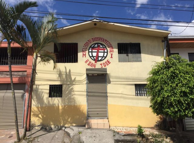 Iglesia neopentecostal en Limón, Costa Rica. (Foto: Tamara Gil/BBC Mundo)
