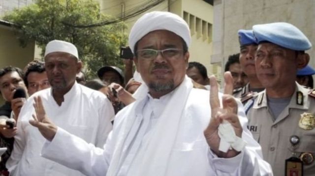 Rizieq Shihab Dibawa Ke Kantor Polisi Arab Saudi Terkait 'kasus Bendera ...