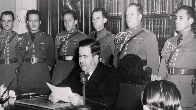 President Manuel Ávila Camacho delivers a speech about the war