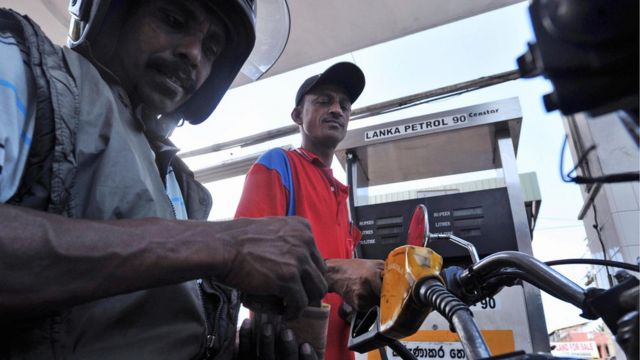 ரூ.10 குறைவு; டீசல் ரூ.7 குறைவு