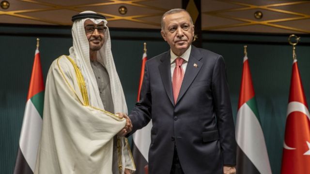 الرئيس التركي رجب طيب أردوغان وولي عهد أبوظبي محمد بن زايد آل نهيان