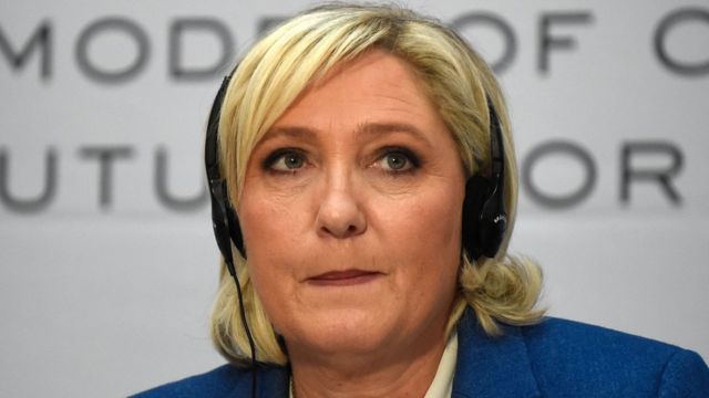 Марин Ле Пен пожелала Путину успехов на выборах - BBC News Русская служба