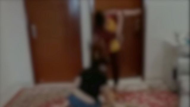 सेक्स वर्क के लिए मना करने पर तहमीना को बुरी तरह पीटा गया और इसका वीडियो भी बनाया गया.