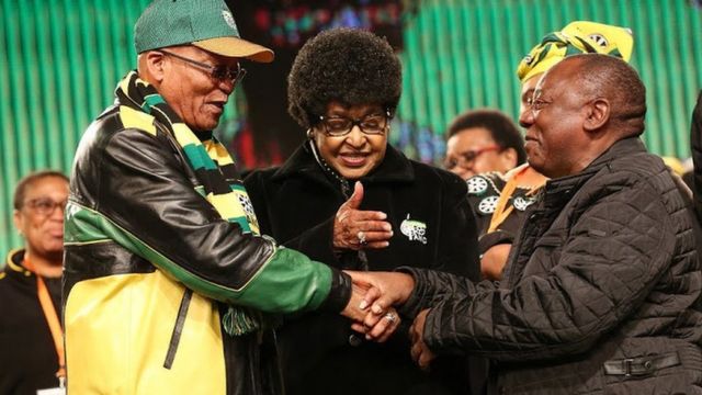 Jacob Zuma na makamu wake walazimishwa kusalimiana