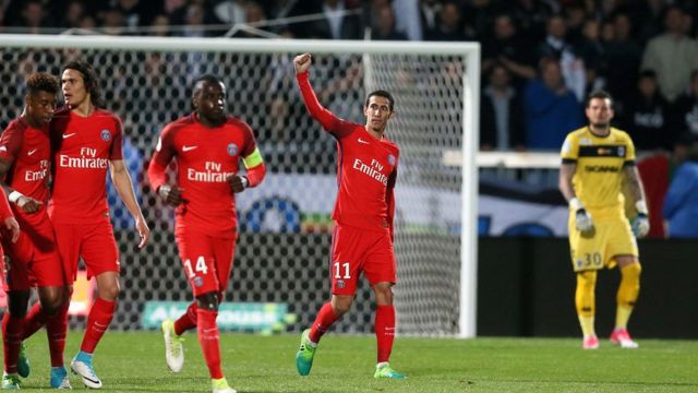 Le PSG s'impose 2-0 face à Angers.