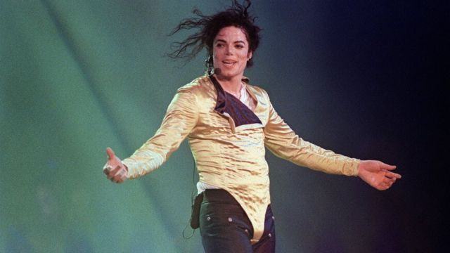 Майкл Джексон на выступлении в июле 1996 года.