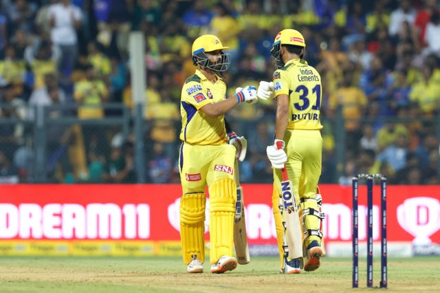 தோனி வியூகத்தால் சென்னை வெற்றி