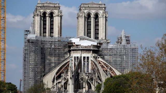 Notre Dame: así está la icónica catedral de París dos años después del  devastador incendio que casi la destruye - BBC News Mundo