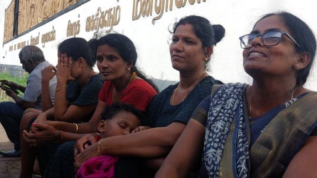 இலங்கை தமிழ் அரசியல் கைதிகளை 4 ஆண்டுகளுக்கு பின் சந்தித்த உறவினர்கள்