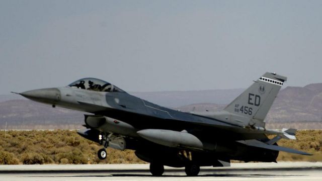 F-16
