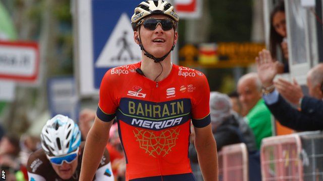 Giro d'Italia: Matej Mohoric sprints to stage 10 win - BBC Sport