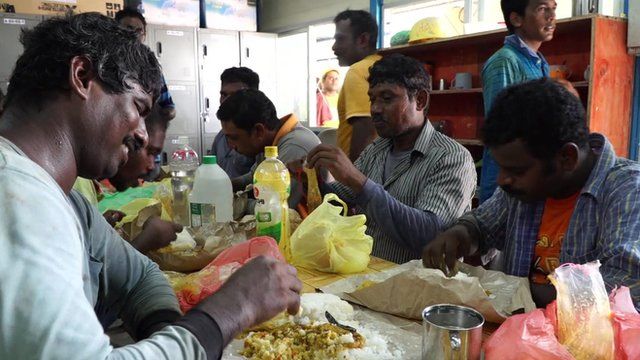 Tackling 'hidden hunger' in Singapore - BBC News