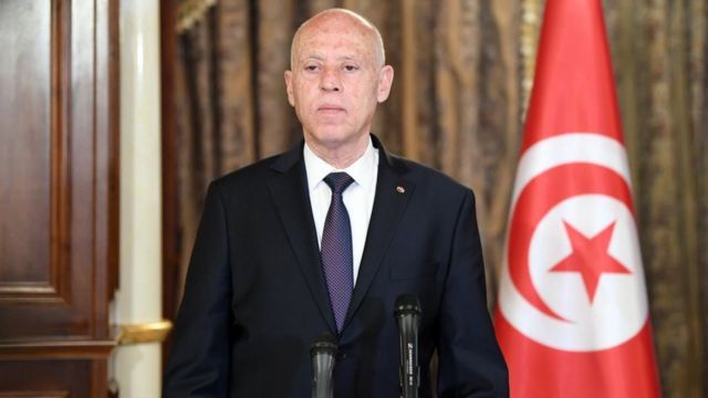 قيس سعيد: الولايات المتحدة تتهم الرئيس التونسي بتقويض المؤسسات الديمقراطية  في البلاد - BBC News عربي
