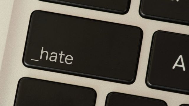 Tecla de computador que dice "odio"