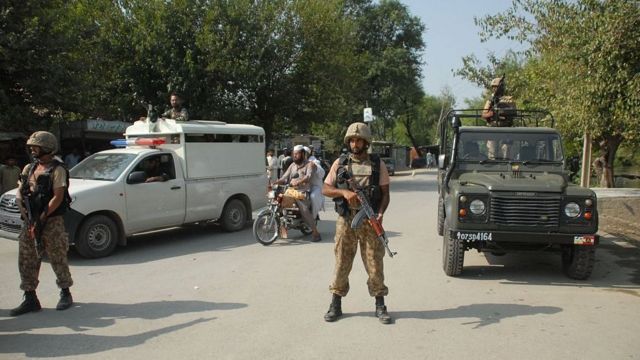 L'attentat a eu lieu dans le village de Butmana, dans le district de Mohmand, une zone frontalière de l'Afghanistan.