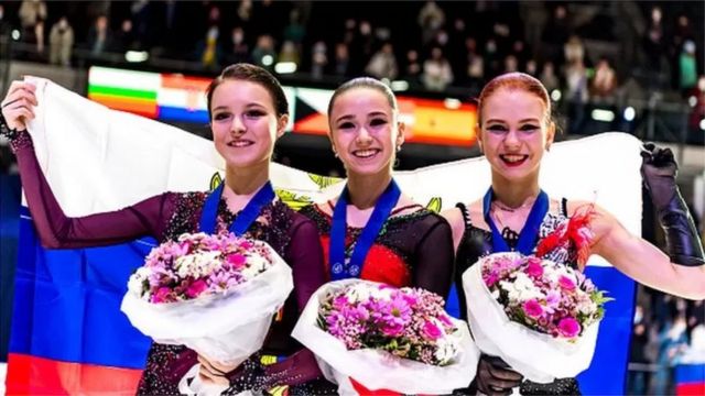 Kamila Valiyeva Kamilə Vəliyeva Pekin-2022 Pekin 2022 Pekin Qış Oyunları Olimpiada olimpiyada Eteri Tutberidze konkisürmə konki Anna Şerbakova Aleksandra Trusova Sherbakova