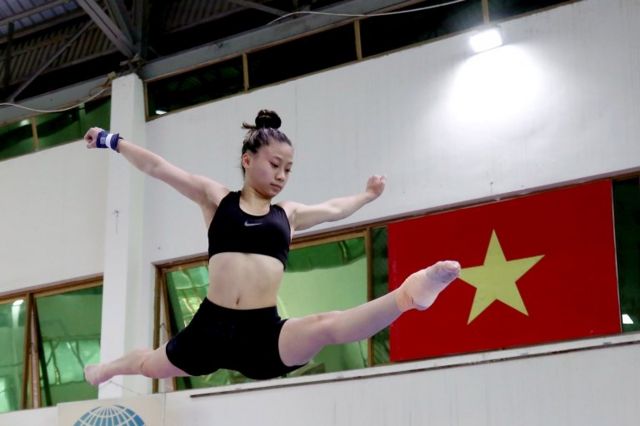 Một vận động viên tập luyện cho SEA Games 31, diễn ra tại Hà Nội và 11 tỉnh, thành lân cận từ ngày 12/5 đến 23/5