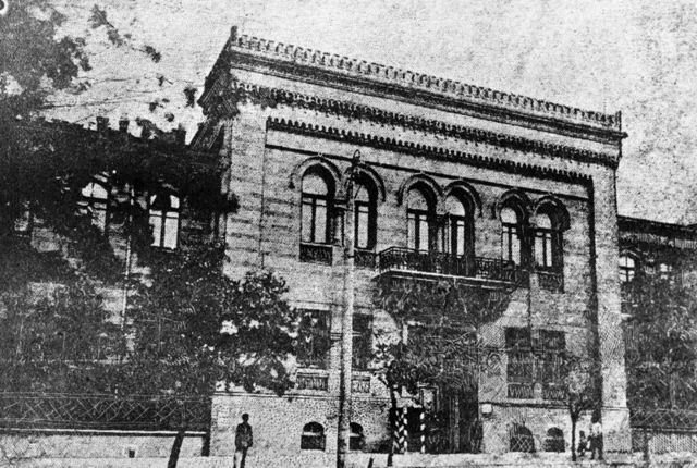 Azərbaycan Xalq Cümhuriyyəti parlamentinin binası, 1919-cu il.