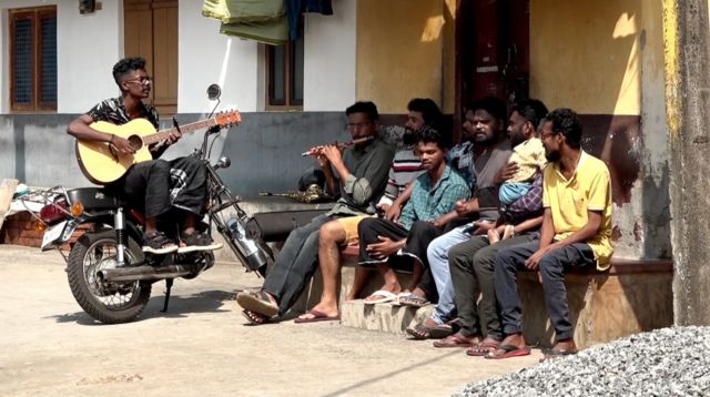 பாட்டு கிராமம்