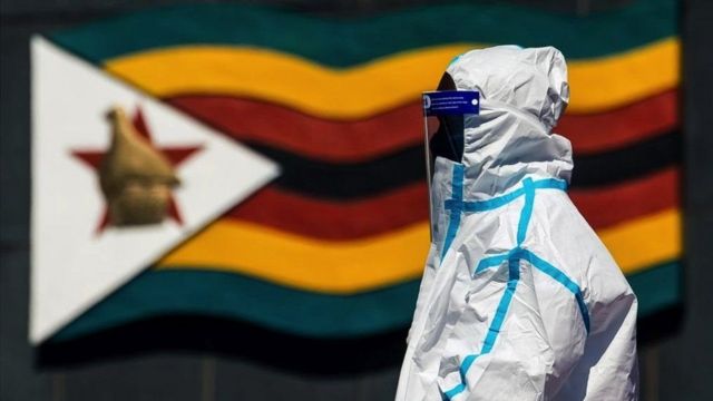 واکسیناسیون مردم در برخی کشورها آغاز شده است - اما مشخص نیست که زیمبابوه کی به واکسن دسترسی پیدا خواهد کرد