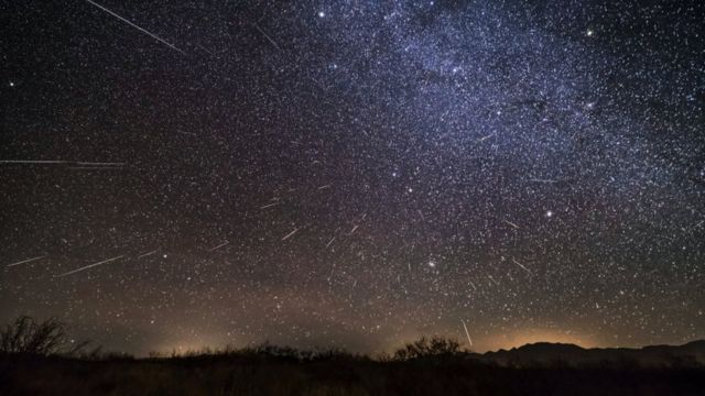 Foto Hujan Meteor Gemini 2017 di Arizona.