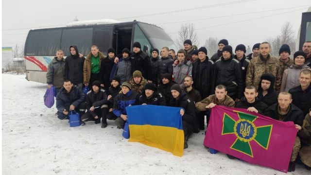 В результате обмена военнопленными между Россией и Украиной Британии ...