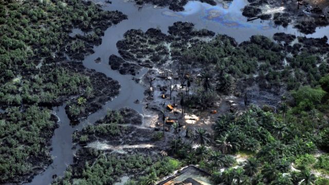 Разлив нефти в дельте Нигера