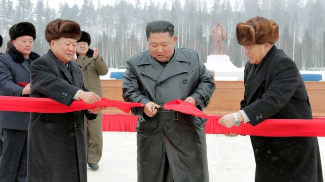 Kuzey Kore&#39;nin &#39;sosyalist ütopyası&#39; Samjiyon kenti açıldı - BBC News Türkçe