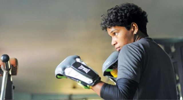 குத்துச்சண்டை காதலி துளசி ஹெலன்: விளையாட்டில் பெண்களை ஊக்குவிக்க புல்லட் பயணம்