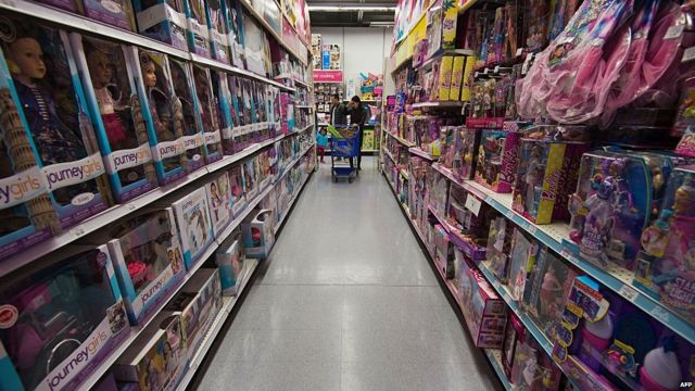 Why do girls have to buy pink stuff?' Little girl's toy store vent against  gender stereotyping