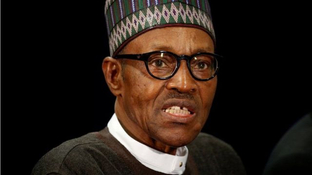 Perezida Muhammadu Buhari amaze igihe kinini akitswe n'amagara, yarahagurukiye ibiturire